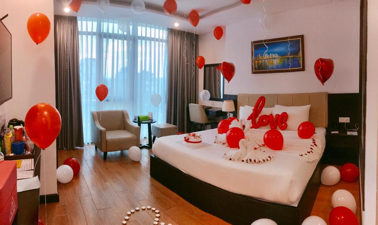 Golden Line Hotel Danang Екстериор снимка
